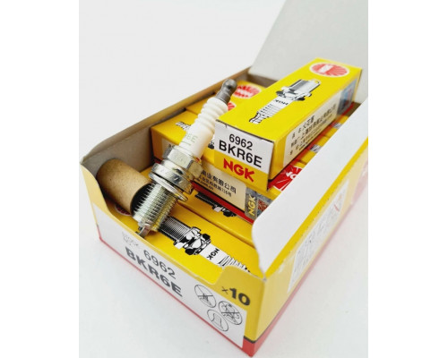 3070172 Свеча Зажигания NGK 6962 BKR6E Для Polaris 3084997, 3087257