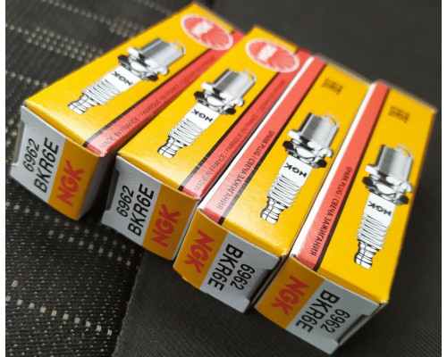 3070172 Свеча Зажигания NGK 6962 BKR6E Для Polaris 3084997, 3087257
