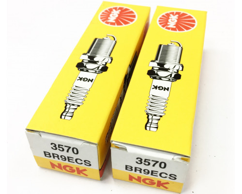 415128524 Свеча Зажигания NGK 4677 3570 BR9ECS Для Ski Doo P-TEK