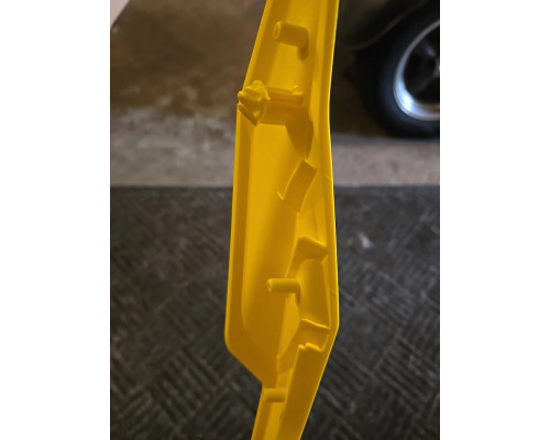 517306375 Основание Низкого Ветрового Стекла Желтое Для Ski Doo Gen4 517306380, 517307203, 517305749