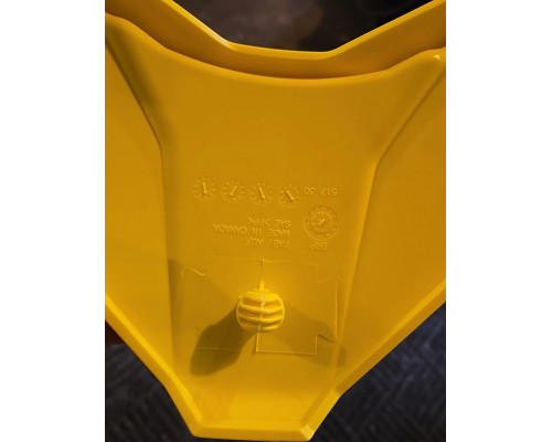 517306375 Основание Низкого Ветрового Стекла Желтое Для Ski Doo Gen4 517306380, 517307203, 517305749
