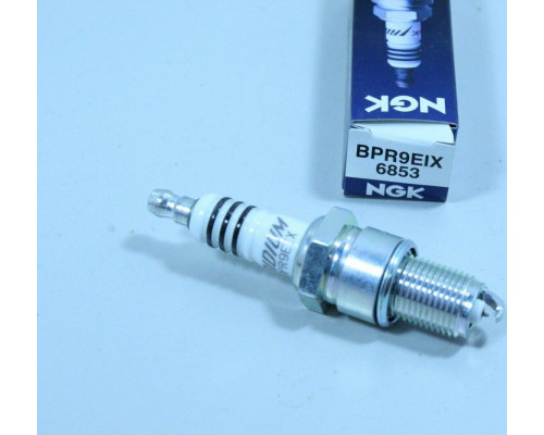 3022082 Свеча Зажигания Иридиевая NGK 6853 BPR9EIX Для Polaris 3022332